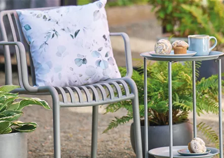 MODERNE ELEGANZ IM GARTEN!
